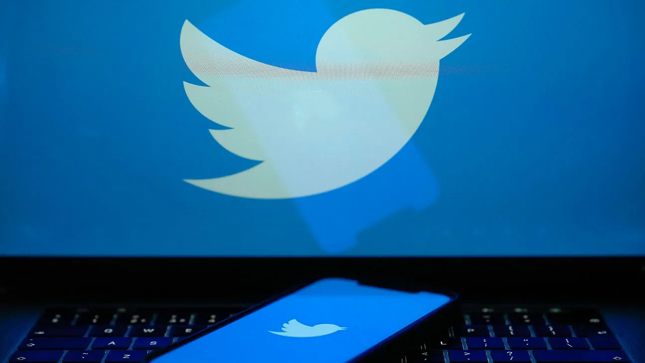 Twitter: An instant messaging platform that connects the world